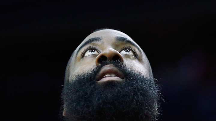 Chicago Bulls mascot dons a James Harden-esque beard