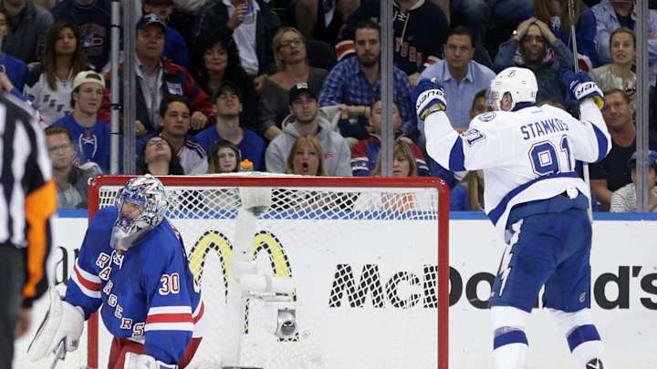 Stamkos has goal and assist, Lightning beat Rangers 2-0