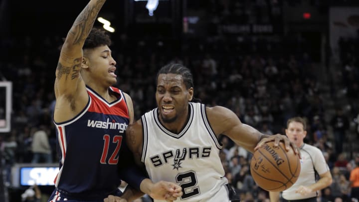 Spurs beat Wizards for team-record 23rd straight home win