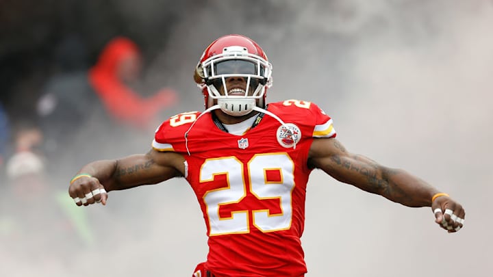 Watch: Chiefs’ Eric Berry returns to Arrowhead after lymphoma battle