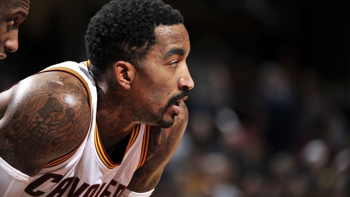 Cavaliers SG J.R. Smith upset over end to Warriors’ win streak