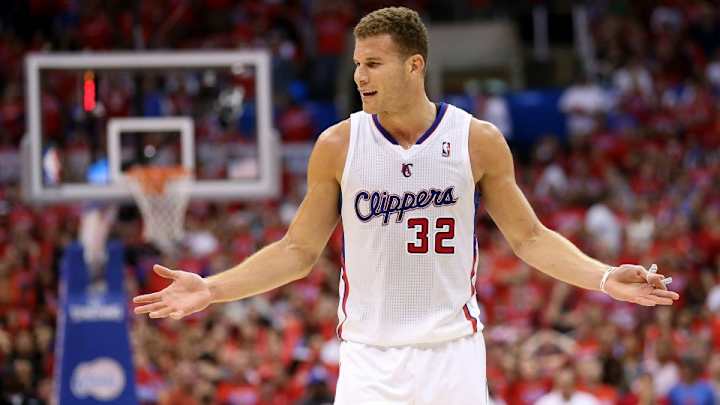 Blake Griffin makes obscene gesture towards Clippers' trainer Blake Griffin makes obscene gesture towards Clippers' trainer