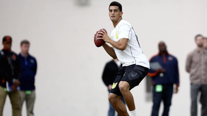 Nike will outfit Marcus Mariota with custom 808 shoes for NFL draft