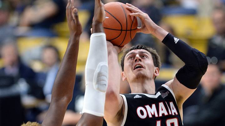 Colorado holds off upset-minded Nebraska-Omaha 87-82
