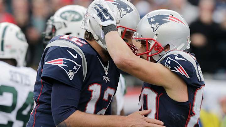 Brady, unbeaten Patriots turn it on in 4th, beat Jets 30-23