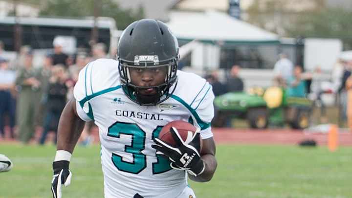 RB Henderson to remain at Coastal Carolina