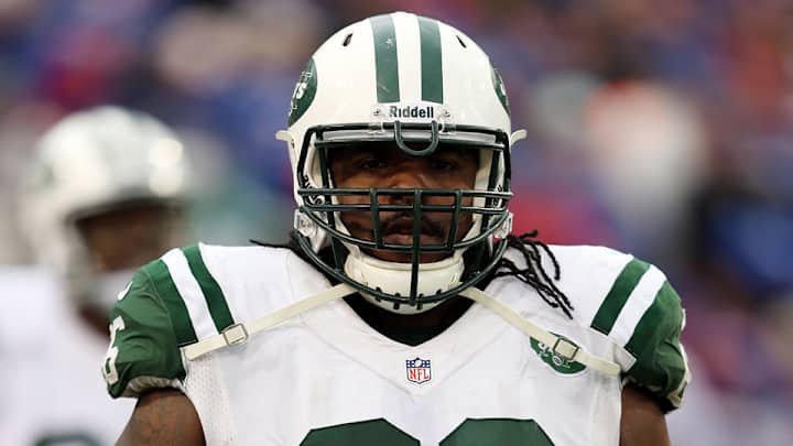 Jets re-sign OL Willie Colon