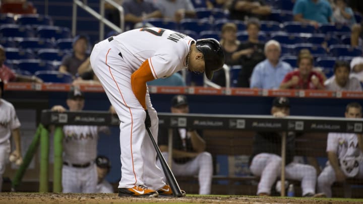 AP source: Stanton out 4-6 weeks with broken hand
