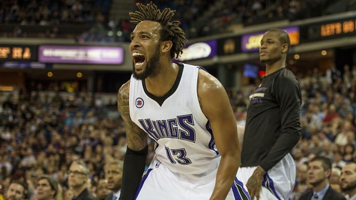 Video: Kings' Derrick Williams dunks on Hornets' Bismack Biyombo Video: Kings' Derrick Williams dunks on Hornets' Bismack Biyombo