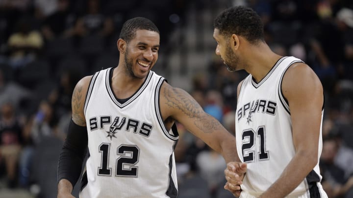 Spurs beat Pistons in Aldridge's home debut