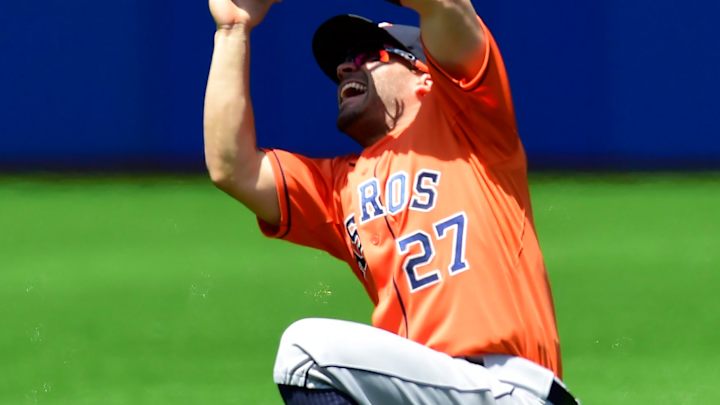 Astros All-Star 2B Jose Altuve injured against Mariners