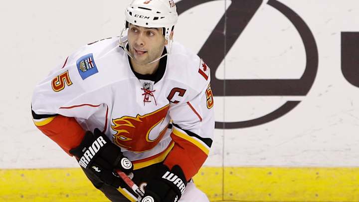 Flames sign Mark Giordano to 6-year contract