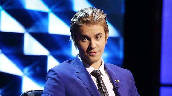 Justin Bieber will walk out with Floyd Mayweather for Pacquiao fight Justin Bieber will walk out with Floyd Mayweather for Pacquiao fight