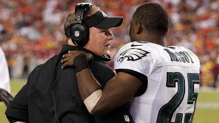 Bills’ LeSean McCoy on Eagles’ Chip Kelly: ‘He can’t shake my hand’