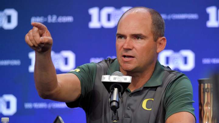 Police called to Oregon practice because of Pac-12 TV crew