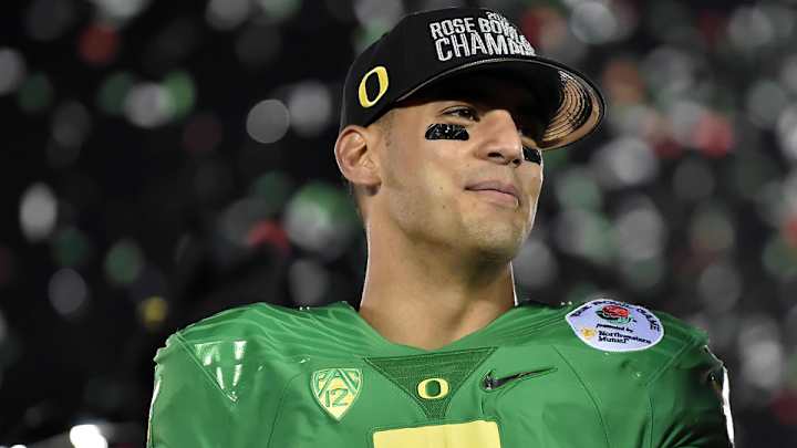 Oregon makes video thanking Marcus Mariota