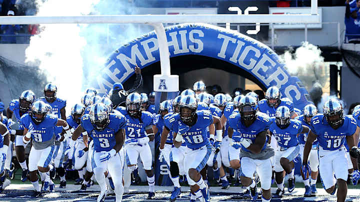 Memphis to honor tornado victims with Birmingham Bowl helmet decals