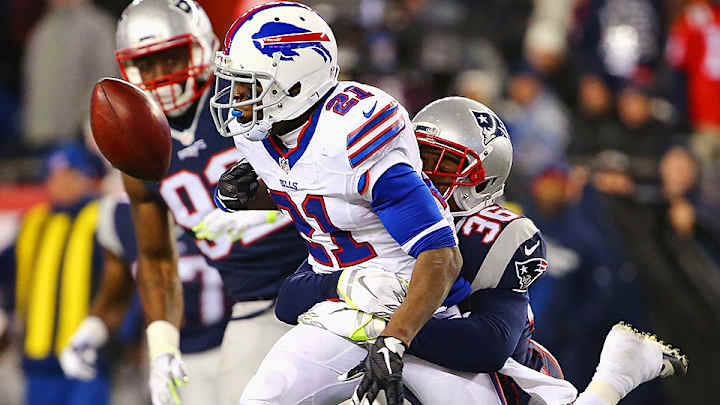Bills' errors negate one of Rex's best-called games as Pats move to 10-0