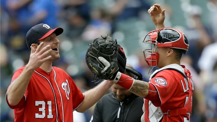 Nationals' Max Scherzer shows off handshake skills Nationals' Max Scherzer shows off handshake skills
