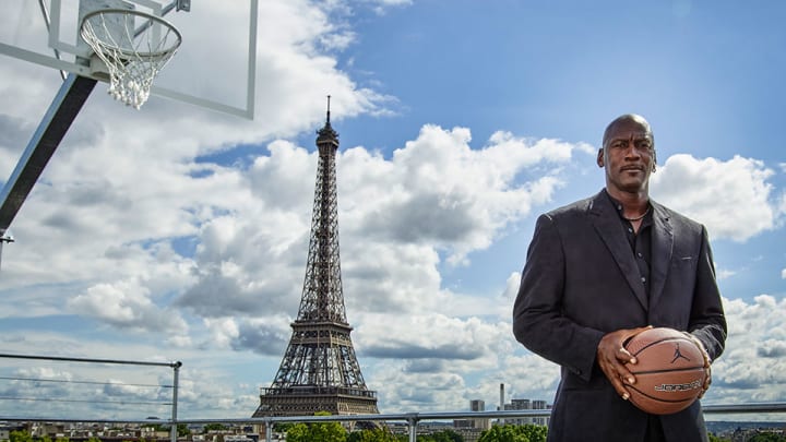 Michael Jordan 'pretty sure' he can beat Hornets players in one-on-one Michael Jordan 'pretty sure' he can beat Hornets players in one-on-one