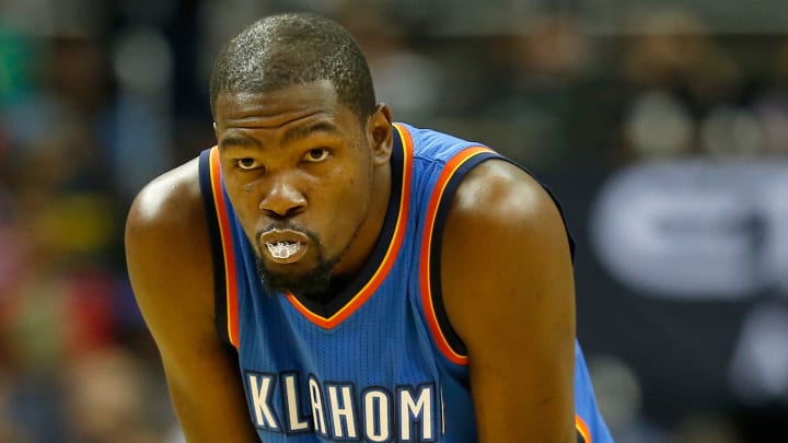 Thunder's Durant out at least a week with hamstring injury