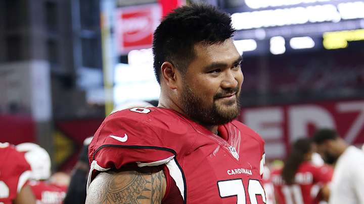 Report: Cardinals OL Mike Iupati likely out 6-8 weeks after knee surgery