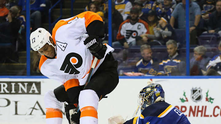 Giroux caps 3-goal 2nd period, Flyers beat Blues 4-2 Giroux caps 3-goal 2nd period, Flyers beat Blues 4-2