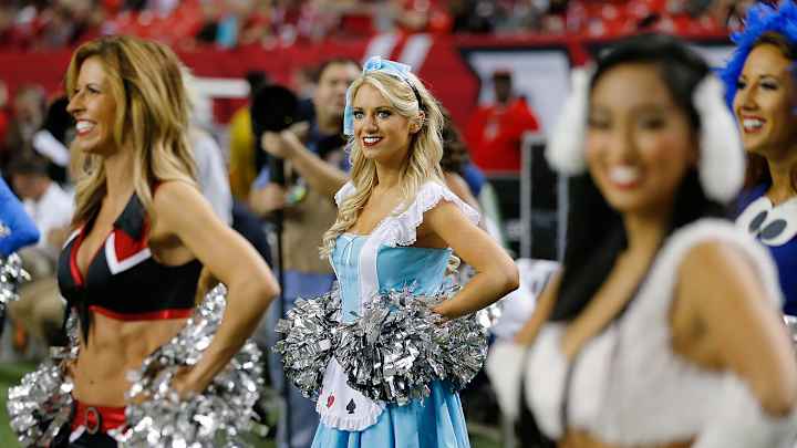 NFL Cheerleaders: Week 8