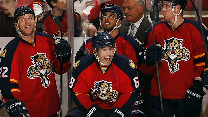 Jaromir Jagr becomes fourth player in NHL history to record 1,800 points Jaromir Jagr becomes fourth player in NHL history to record 1,800 points