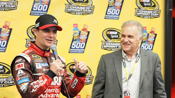 Gordon believes Martinsville could be key to NASCAR title