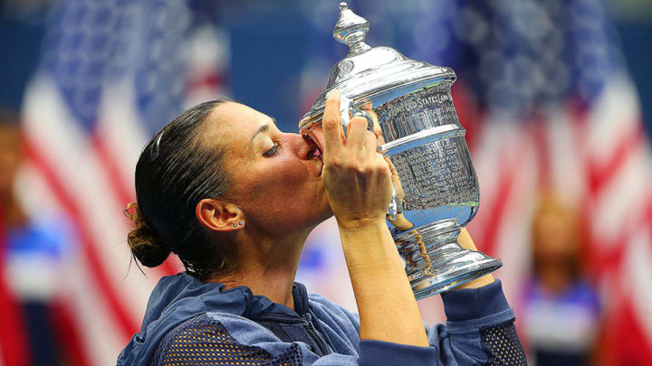 Longtime friends Vinci, U.S. Open champ Pennetta make history in N.Y.