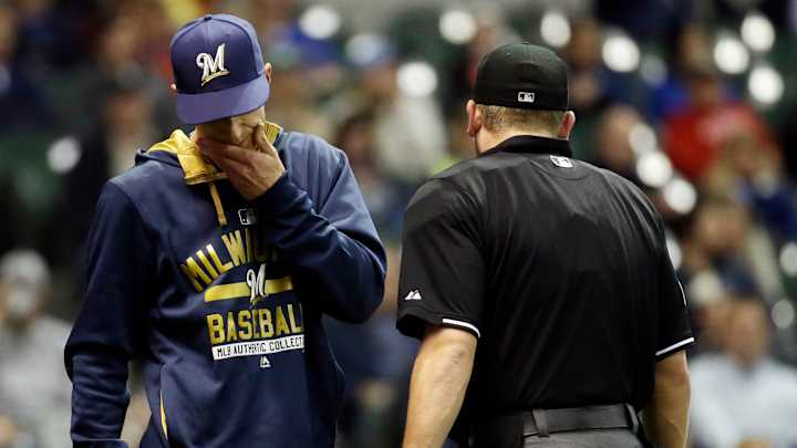 Sale strikes out 11, White Sox snap skid