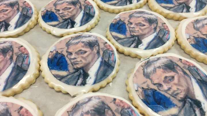 Indianapolis bakery selling Tom Brady courtroom sketch cookies Indianapolis bakery selling Tom Brady courtroom sketch cookies