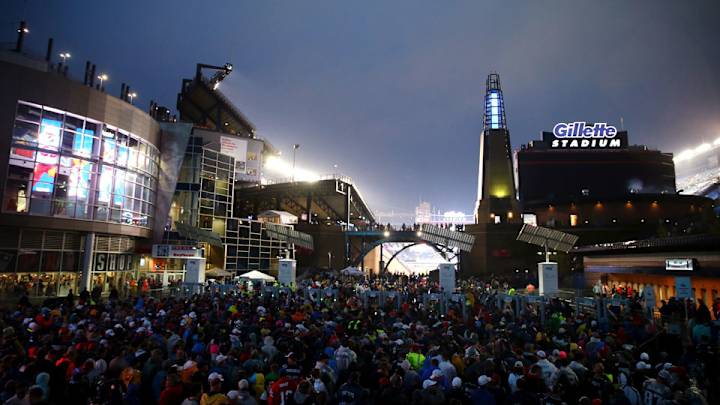Watch: Patriots relive Super Bowl XLIX win before opener vs. Steelers