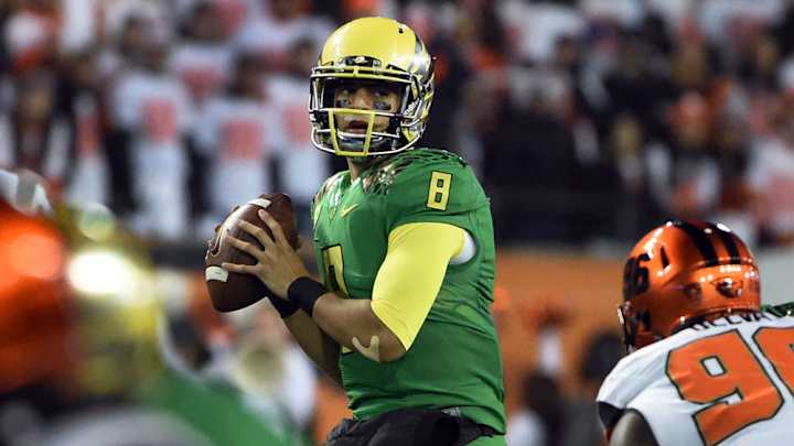 Oregon planning sports science center named for Marcus Mariota Oregon planning sports science center named for Marcus Mariota