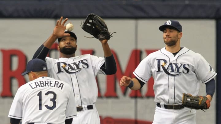 Aviles' 10th-inning homer gives Indians sweep of Rays