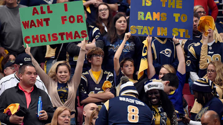 Rams fans chant 'Keep the Rams' during potential final home game Rams fans chant 'Keep the Rams' during potential final home game