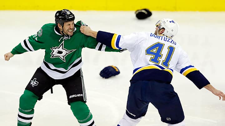 Watch: Chippiness erupts between the Dallas Stars and St. Louis Blues Watch: Chippiness erupts between the Dallas Stars and St. Louis Blues