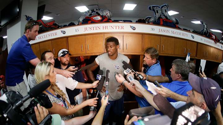 Titans receiver Hunter leaving legal questions to attorney