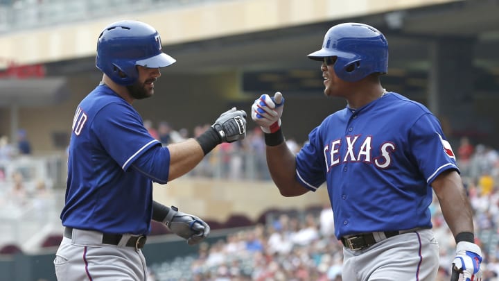 Moreland's 4 hits, 4 RBIs power Rangers past Twins 6-5