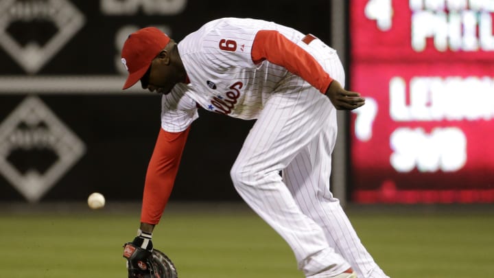 Marlins surge past Phillies 6-1 Marlins surge past Phillies 6-1