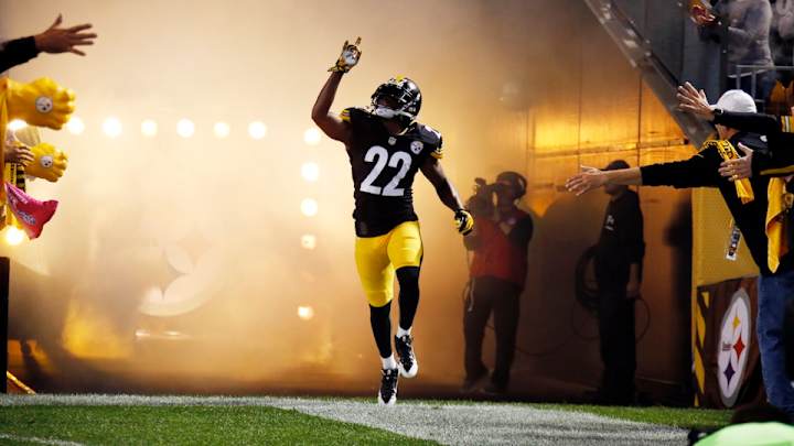 NFL fines Gay for cleats in honor of domestic violence awareness month