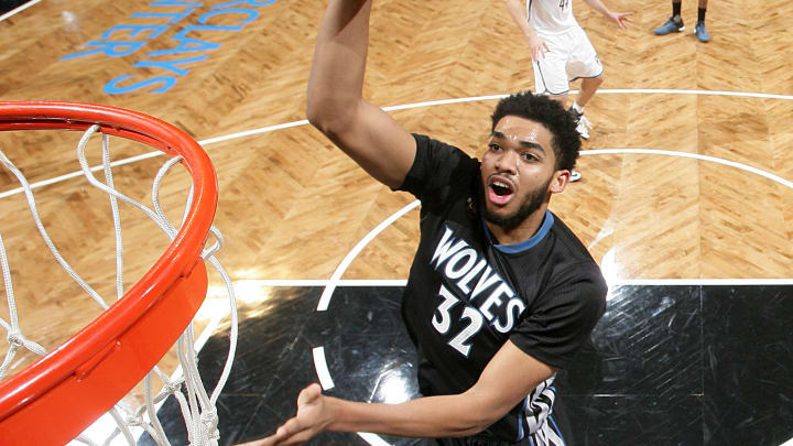 Towns has 24 points, 10 rebounds as Wolves win in Brooklyn