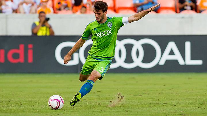 An early pick to play for title, Sounders now have 90 minutes to save season