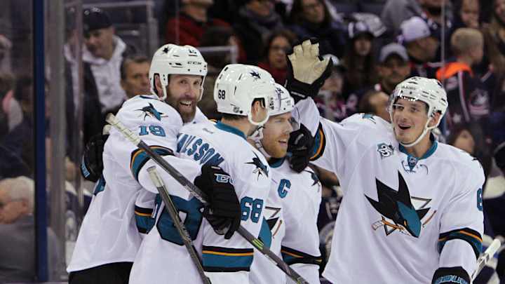 Sharks win 6th straight, beat Blue Jackets 5-3