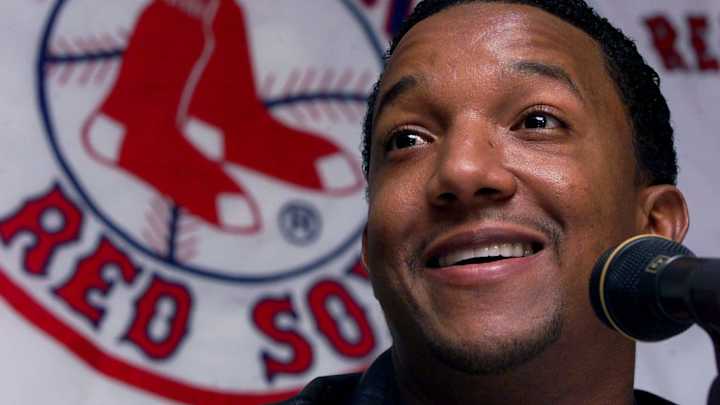 Hall of Famer Martinez to have number '45' retired at Fenway