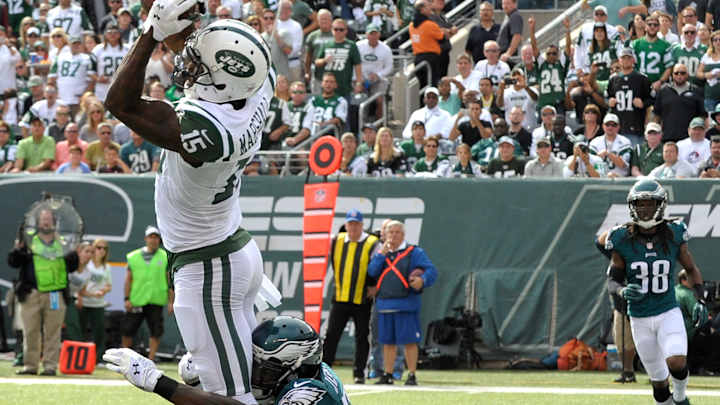 Sproles, defense help Eagles beat Jets for 1st win, 24-17 Sproles, defense help Eagles beat Jets for 1st win, 24-17