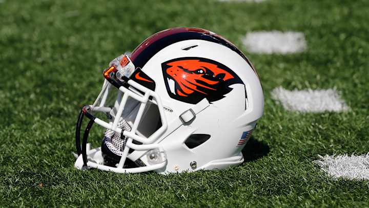 Four-star DB Christian Wallace commits to Oregon State