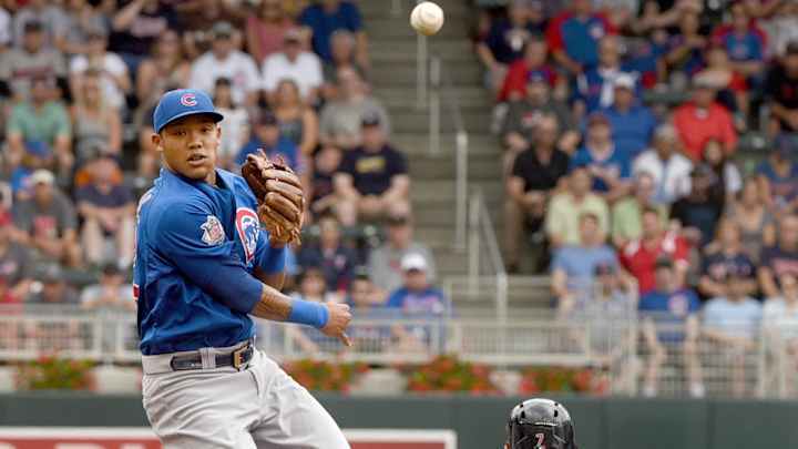 Cubs' Russell making transition from shortstop to second