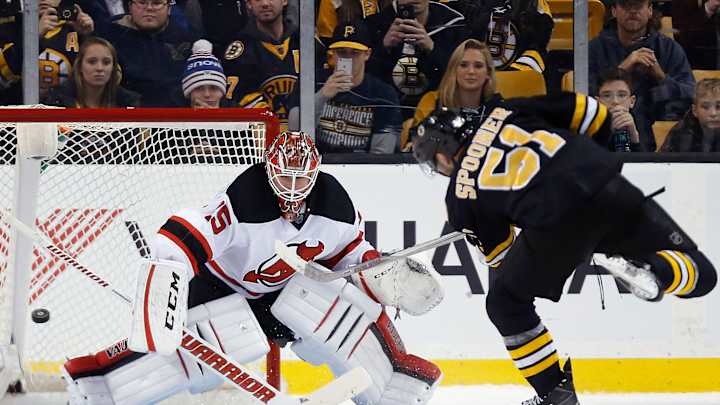 Spooner scores lone shootout goal, Bruins beat Devils 2-1